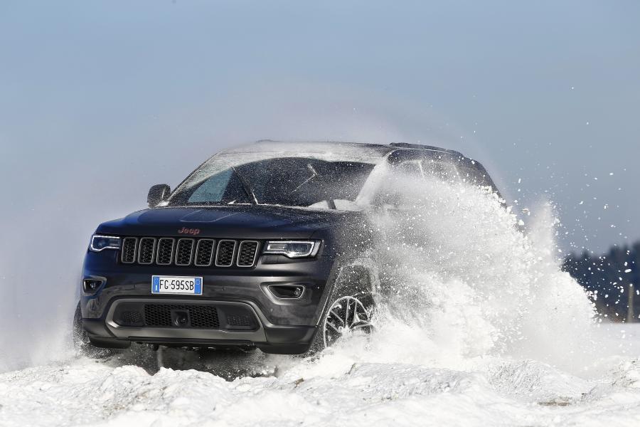  Jeep Grand Cherokee Trailhawk 2016 года  (WW) (фото 37 из 40)